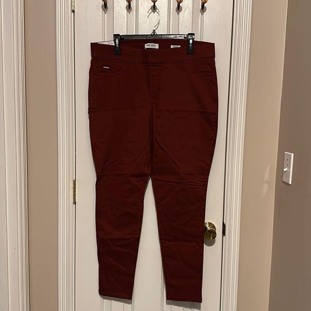 Nine West Wine Skinny Pull on Pants